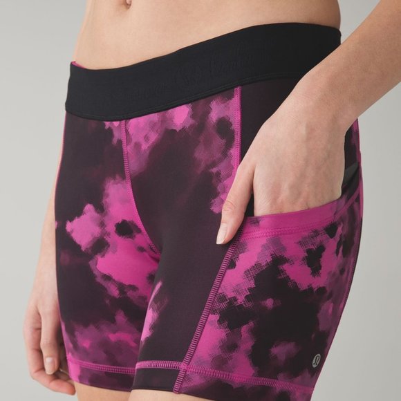 Size 4 - Lululemon What The Sport Short II - Picture 1 of 2
